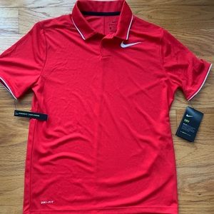 BRAND NEW! Boys’ Nike ⛳️ shirt